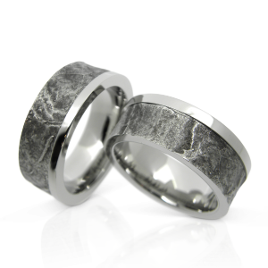Trauringe, Partnerringe, weissgold, goldringe, Hohzeitsschmuck, schwule hochzeit, gleichgeschlechtliche Paare, Goldschmied, Herrenschmuck, Gayschmuck, Partnerringe, Gay, Schwul, Queer, Juwelier, Sahak, Weite Gasse, Zürich, Pink Jewellery, schwul, lesbisch, homosexuell, goldschmiede, sahak, zürich, winterthur, modern, struktur, stein, Wedding rings, partner rings, white gold, gold ring, wedding jewelry, gay wedding, same sex couples, goldsmith, men's jewelry, gay jewelry, partner rings, gay, gay, queer, jeweler, sahak, wide lane, zurich, pink jewelery, gay, lesbian, gay, goldschmiede, sahak, zurich, winterthur, modern, structure, rocks, gay love, queer love, queer marriage, design, swissmade